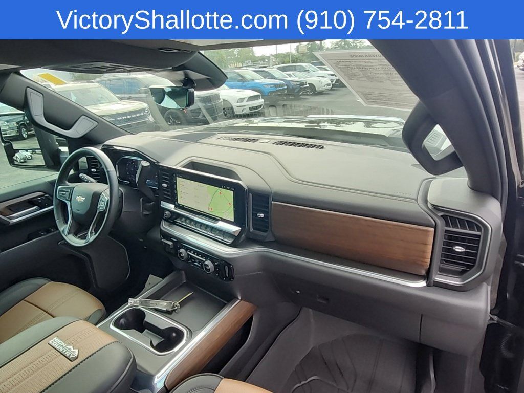 Used 2026 Chevrolet Silverado 2500 High Country w/ High Country Premium Package AWD/4WD image 46