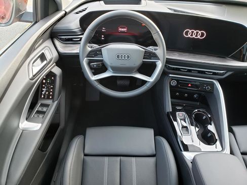 New 2025 Audi Q5 Premium Plus image 10