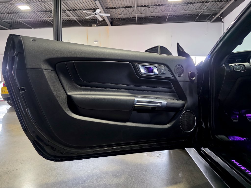 Used 2021 Ford Mustang GT Premium w/ GT Performance Package RWD image 15