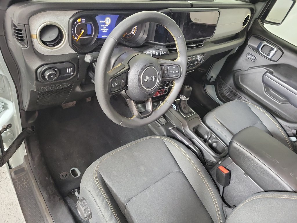 Used 2024 Jeep Wrangler Unlimited Sport AWD/4WD image 11