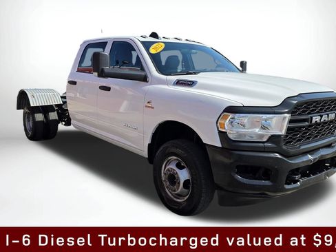 Used 2022 RAM 3500 Tradesman w/ Max Tow Package AWD/4WD image 4