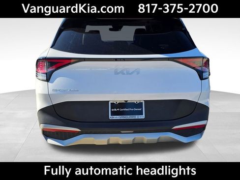 Certified 2024 Kia Sportage EX image 7