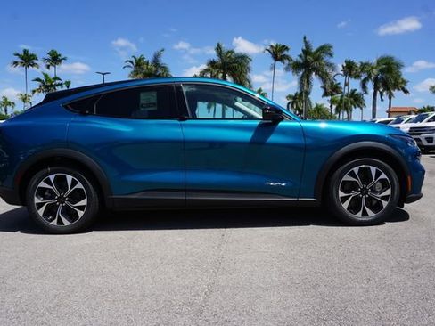 New 2026 Ford Mustang Mach-E Select RWD image 16