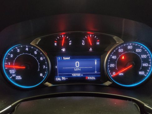 Used 2023 Chevrolet Equinox LS w/ LS Convenience Package FWD image 23