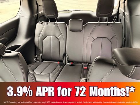 New 2026 Chrysler Pacifica Select FWD image 15