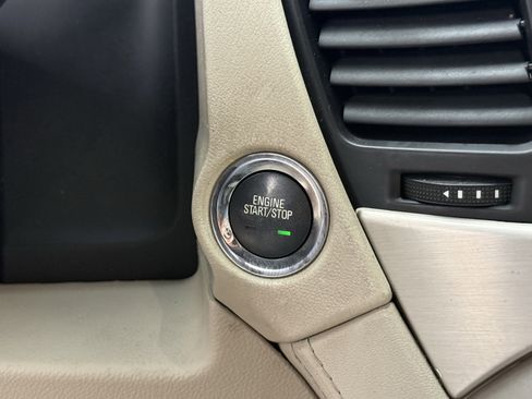 Used 2016 GMC Yukon XL Denali w/ Open Road Package image 24