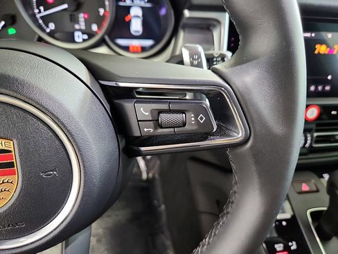 Certified 2024 Porsche Macan GTS AWD/4WD image 23
