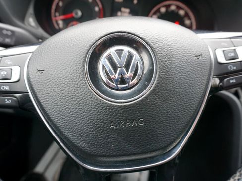 Used 2020 Volkswagen Passat 2.0T SE image 22