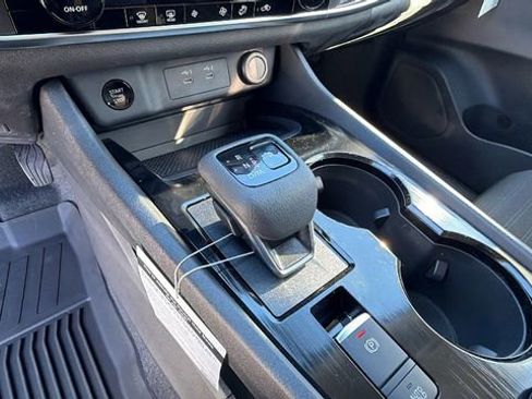 New 2026 Nissan Rogue SV image 25