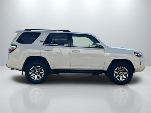 Used 2021 Toyota 4Runner TRD Off-Road Premium image 4