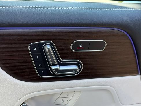 New 2026 Mercedes-Benz GLB 250 image 4