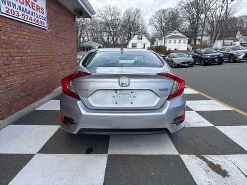 Used 2017 Honda Civic EX image 10