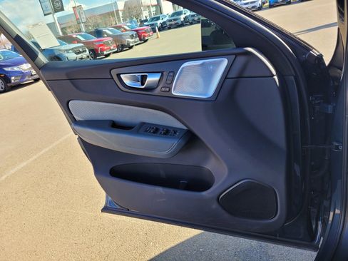 Used 2022 Volvo XC60 T8 R-Design w/ Advanced Package image 16