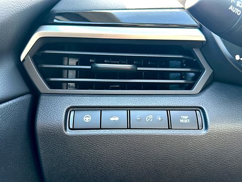 New 2026 Nissan Altima 2.5 SR w/ SR Premium Package FWD image 26