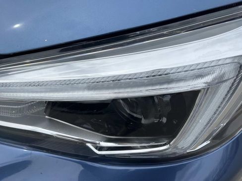 Used 2023 Subaru Crosstrek 2.5i Limited w/ Moonroof Package image 9