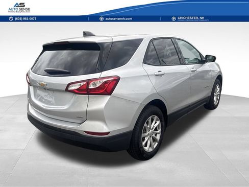 Used 2019 Chevrolet Equinox LS w/ LS Convenience Package AWD/4WD image 8