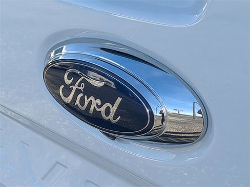 Used 2024 Ford Maverick XL image 13