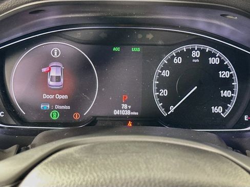 Used 2018 Honda Accord Touring image 12