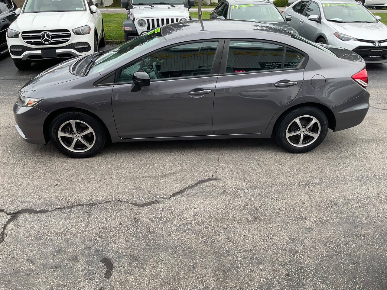 Used 2015 Honda Civic SE image 8
