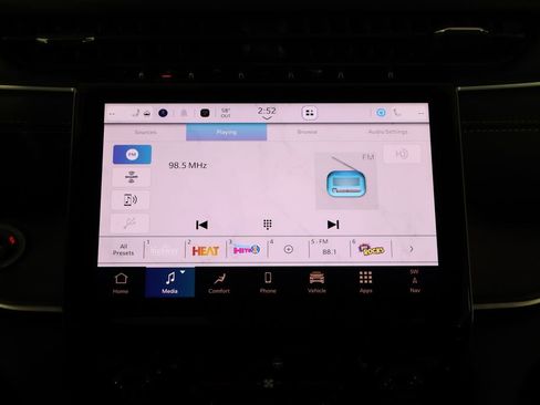 New 2025 Jeep Grand Cherokee Limited image 28