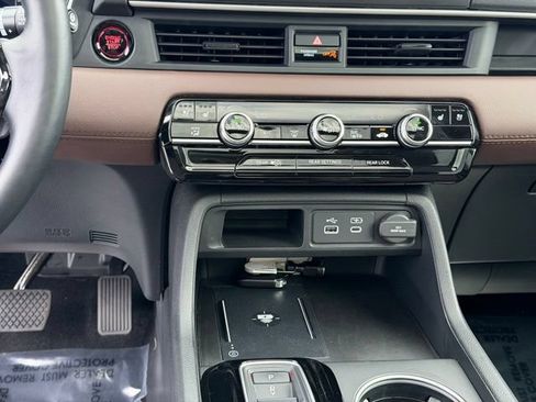 Certified 2024 Honda Pilot Elite image 19