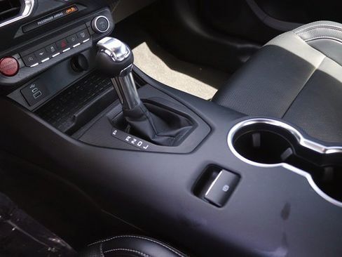 Used 2024 Ford Mustang Premium image 19