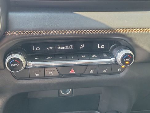 Certified 2025 MAZDA CX-50 2.5 Hybrid w/ Weather Package image 32