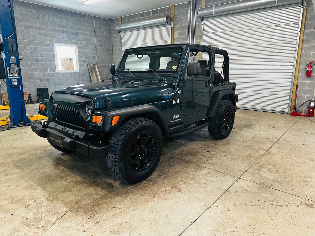 Used 2005 Jeep Wrangler X w/ Tire & Wheel Group (Ecco) AWD/4WD image 2