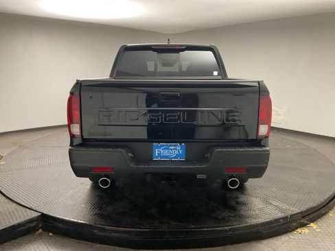 New 2026 Honda Ridgeline Black Edition image 6