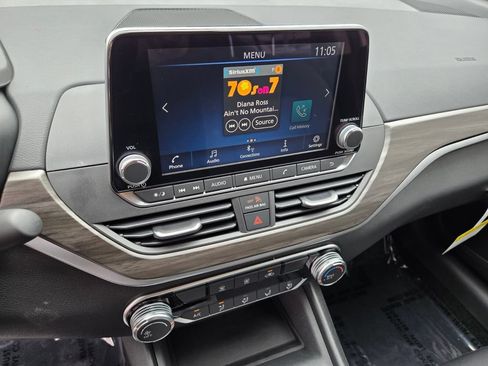 New 2026 Nissan Altima 2.5 SV AWD/4WD image 18
