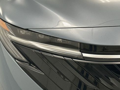 New 2026 Nissan Sentra SR w/ Floor Mat Package image 22