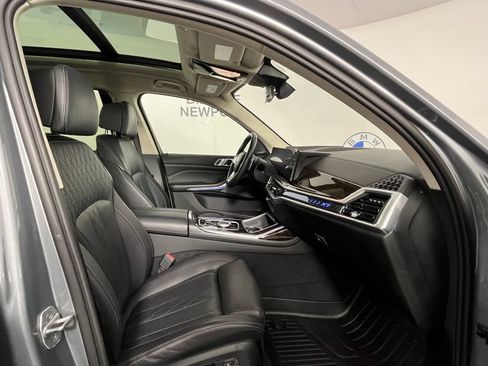 Used 2023 BMW X7 xDrive40i AWD/4WD image 26
