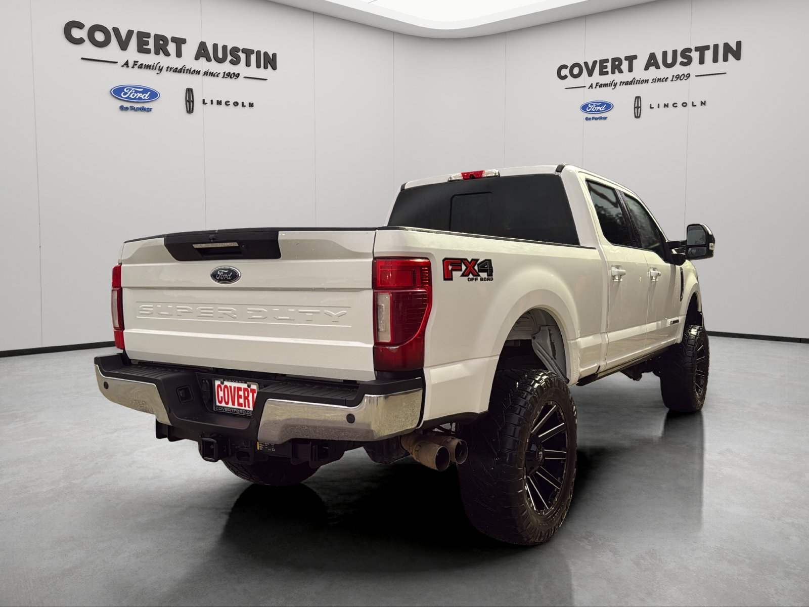 Used 2022 Ford F250 Lariat w/ Lariat Ultimate Package AWD/4WD image 5