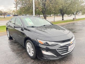 Used 2021 Chevrolet Malibu LT video 1