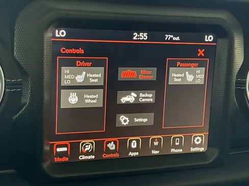 Used 2023 Jeep Wrangler Unlimited Sahara w/ Cold Weather Group AWD/4WD image 43