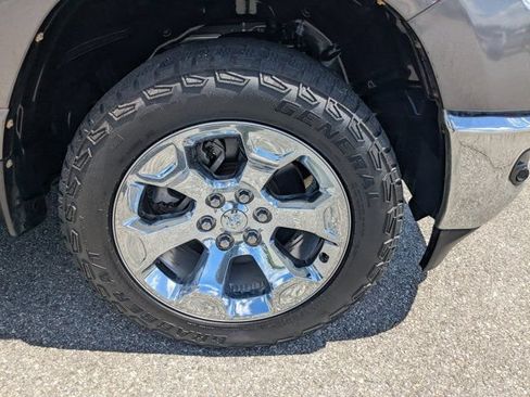 Used 2020 RAM 1500 Big Horn AWD/4WD image 13