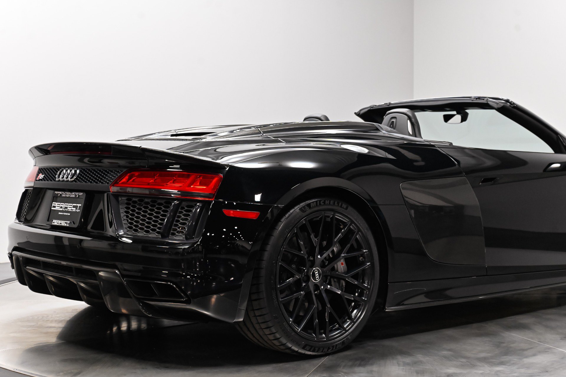 Used 2018 Audi R8 V10 plus AWD/4WD image 39