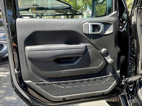 Used 2024 Jeep Gladiator Sport image 41