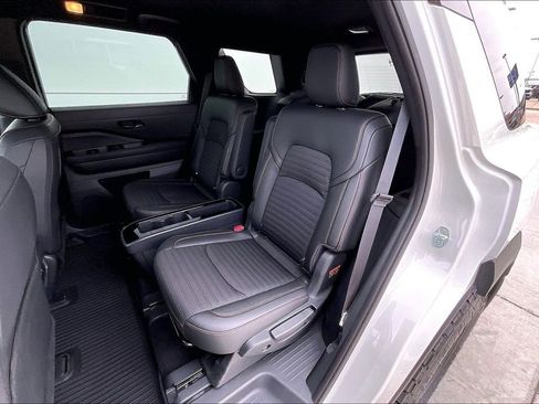 Used 2025 Nissan Pathfinder Rock Creek AWD/4WD image 26