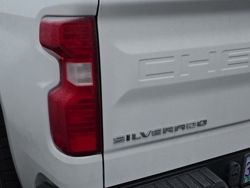 Used 2024 Chevrolet Silverado 1500 W/T w/ WT Value Package image 8