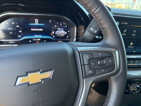 Used 2024 Chevrolet Silverado 1500 LT AWD/4WD image 9