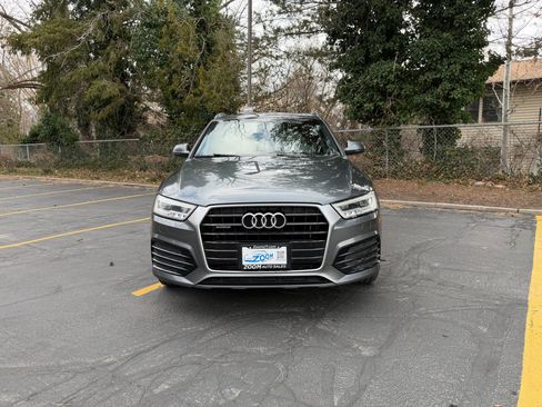 Used 2018 Audi Q3 2.0T Premium Plus image 2