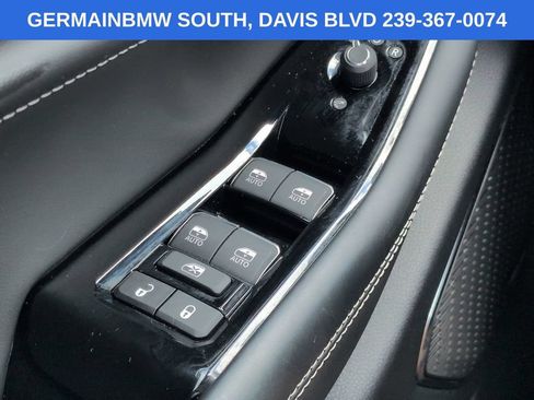 Used 2024 Jeep Grand Cherokee Overland w/ Trailer Tow Package AWD/4WD image 27