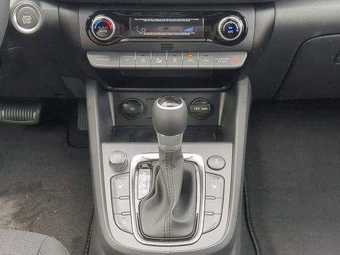 Used 2023 Hyundai Kona SEL w/ Convenience Package image 18