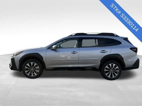 New 2025 Subaru Outback Touring XT image 4