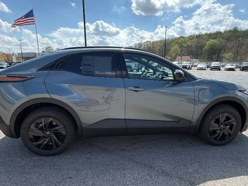 New 2026 Toyota C-HR image 7
