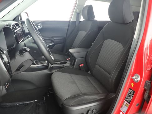 Used 2021 Kia Soul EX image 12