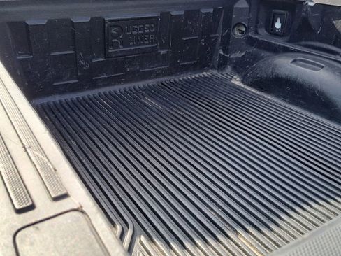 Used 2021 Ford F150 XLT image 6