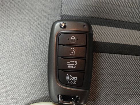 Used 2021 Hyundai Sonata SE image 32