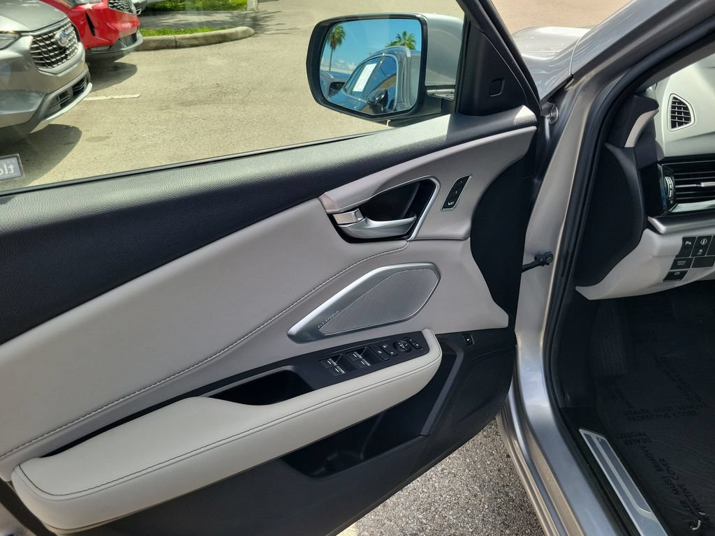 Used 2023 Acura RDX w/ Technology Package FWD image 19